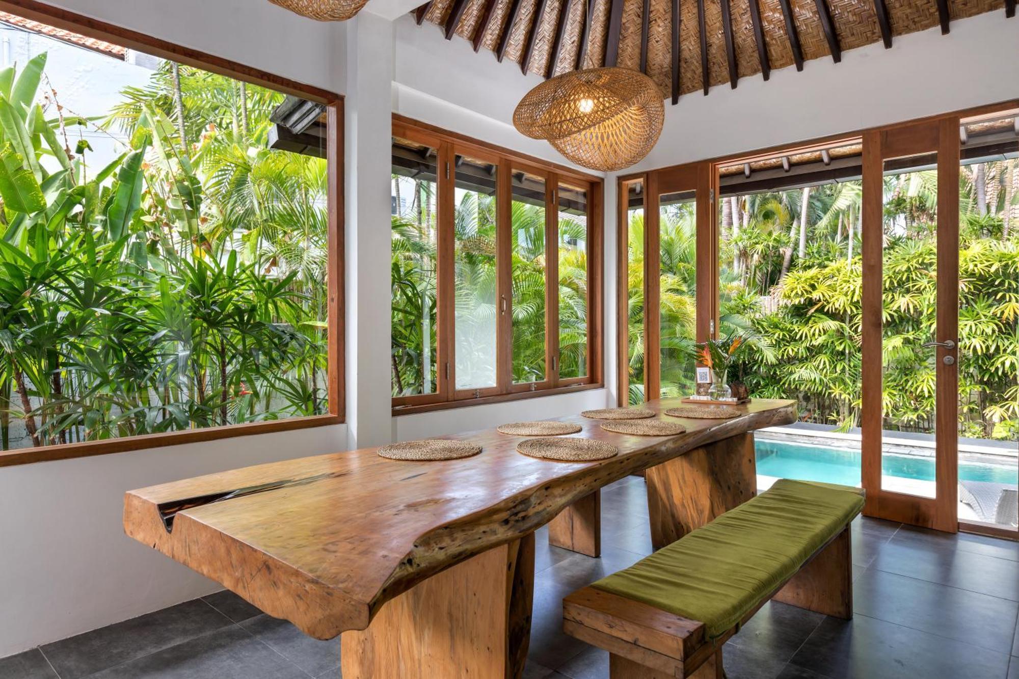 Unicorn Shelter Seminyak (Bali)